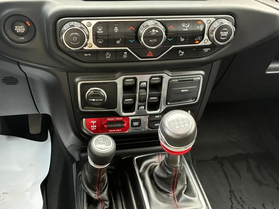 2018 Jeep JK Wrangler - Image 19 of 20