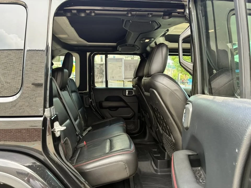 2018 Jeep JK Wrangler - Image 15 of 20