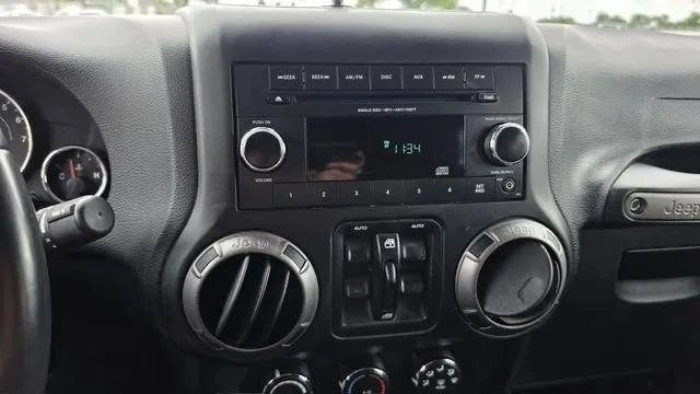 2018 Jeep JK Wrangler - Image 18 of 20