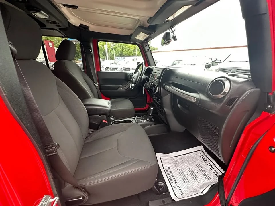 2018 Jeep JK Wrangler - Image 13 of 20