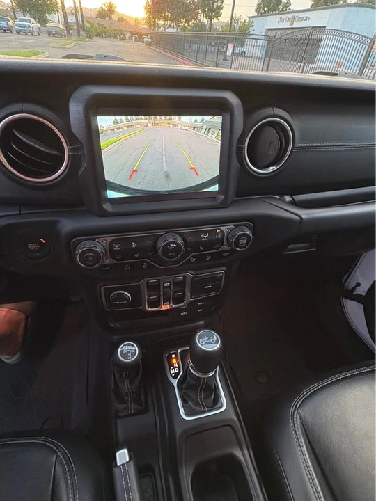 2018 Jeep JK Wrangler - Image 17 of 20