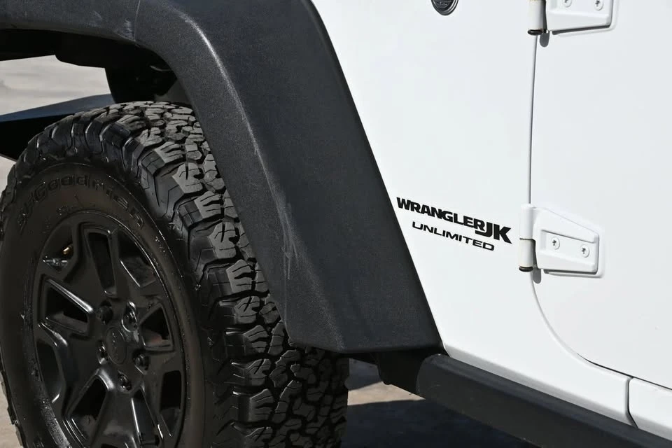 2018 Jeep JK Wrangler - Image 9 of 20