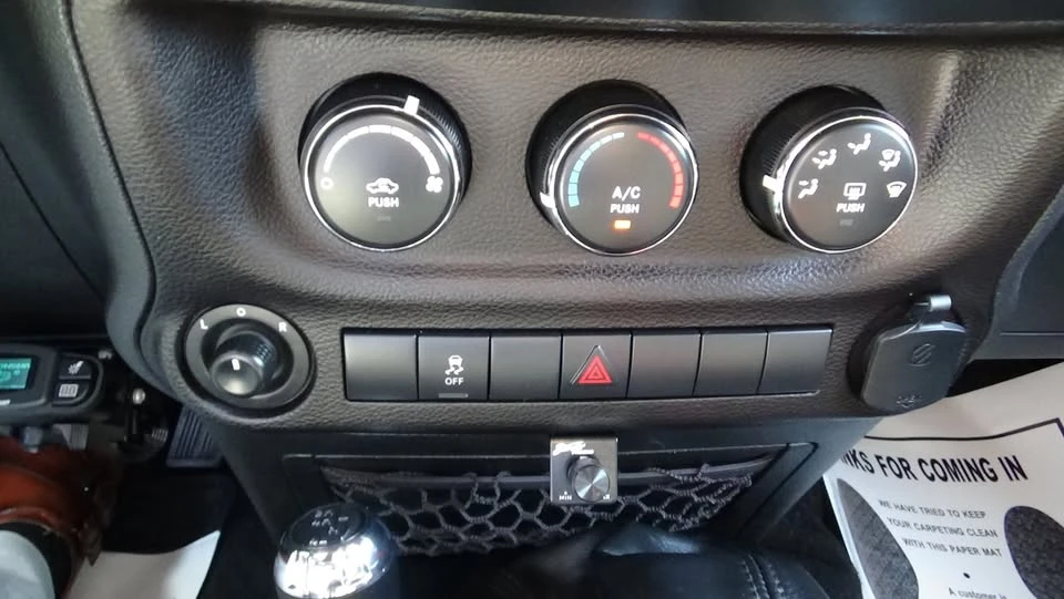 2018 Jeep JK Wrangler - Image 17 of 20