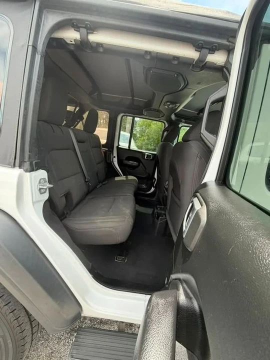 2018 Jeep JK Wrangler - Image 15 of 18