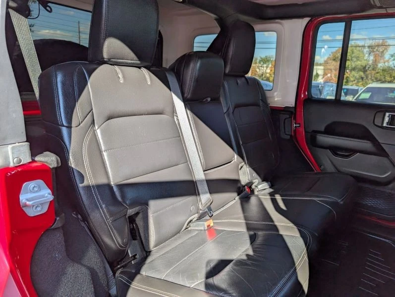 2018 Jeep JL Wrangler - Image 11 of 12