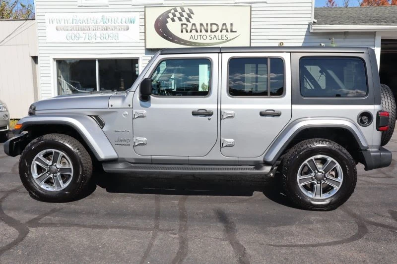 2018 Jeep JL Wrangler - Image 8 of 12