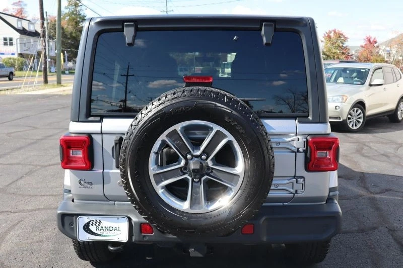 2018 Jeep JL Wrangler - Image 6 of 12