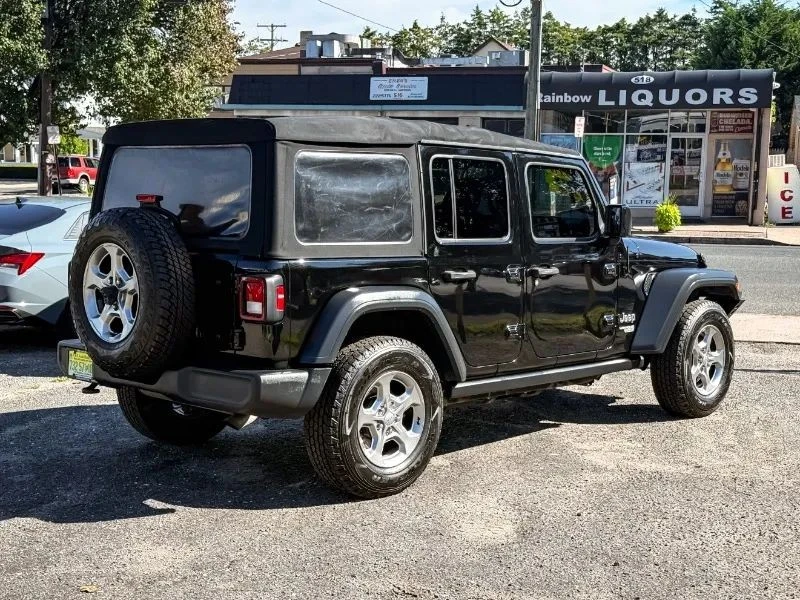 2018 Jeep JL Wrangler - Image 5 of 12