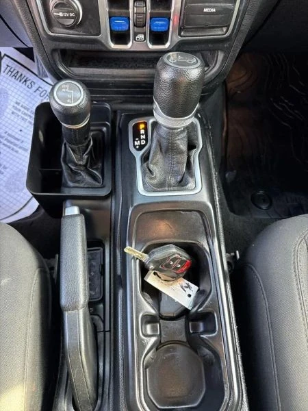 2018 Jeep JL Wrangler - Image 12 of 12
