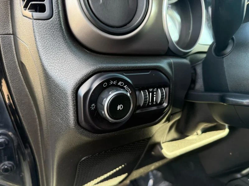 2018 Jeep JK Wrangler - Image 11 of 12