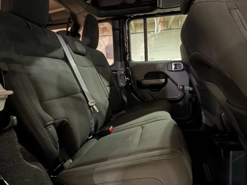 2018 Jeep JL Wrangler - Image 10 of 12