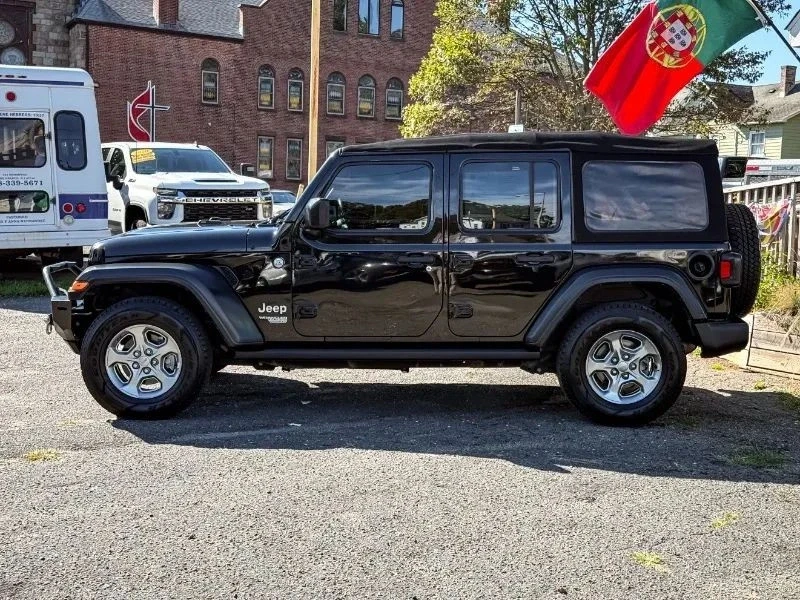 2018 Jeep JL Wrangler - Image 8 of 12