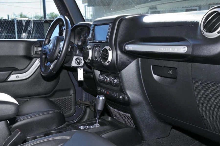 2018 Jeep JL Wrangler - Image 17 of 19