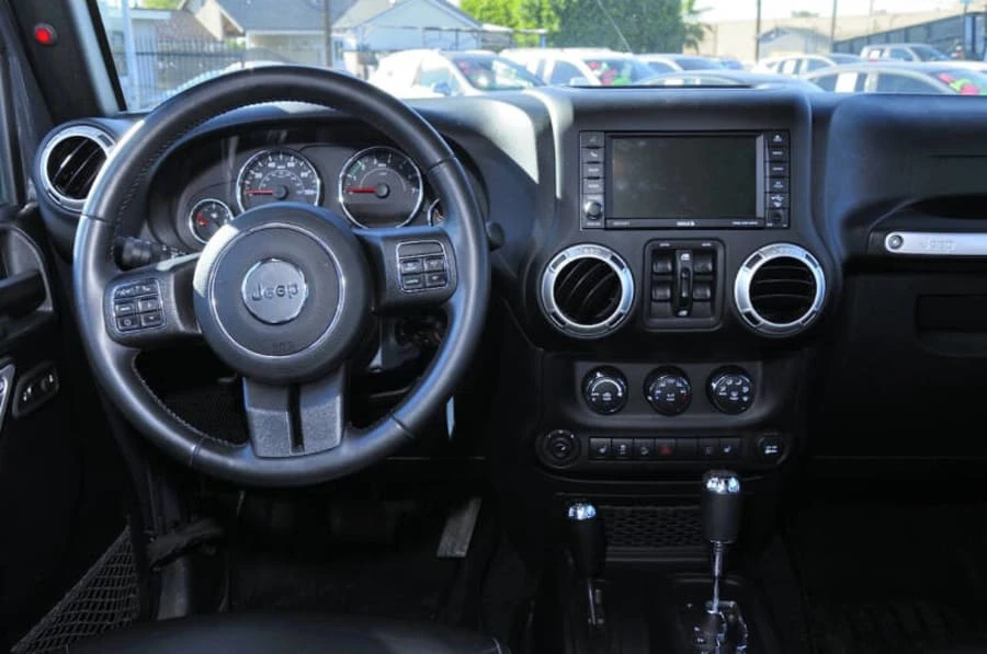 2018 Jeep JL Wrangler - Image 10 of 19