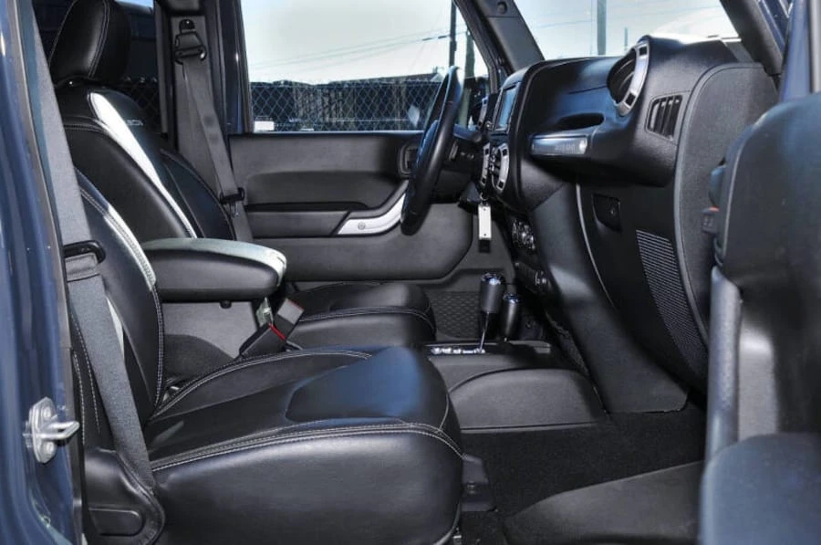 2018 Jeep JL Wrangler - Image 15 of 19