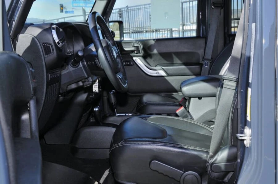 2018 Jeep JL Wrangler - Image 13 of 19