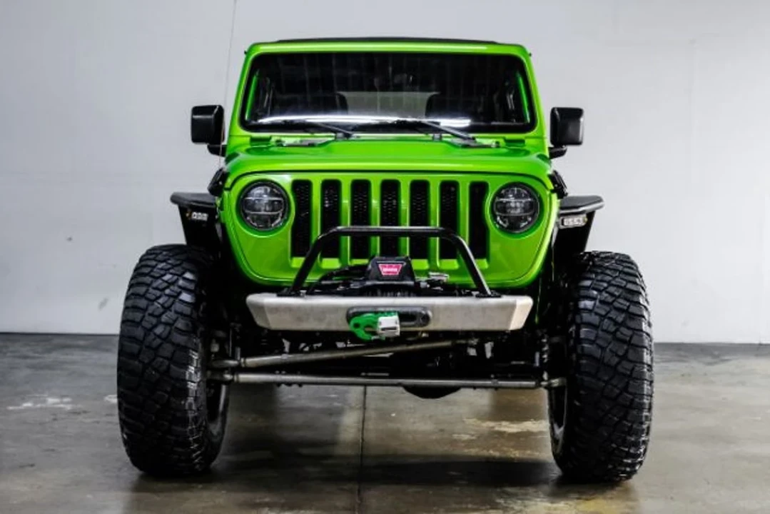 2018 Jeep JL Wrangler - Image 5 of 12