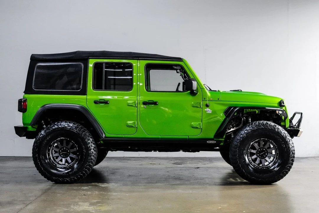 2018 Jeep - Image 9 of 21