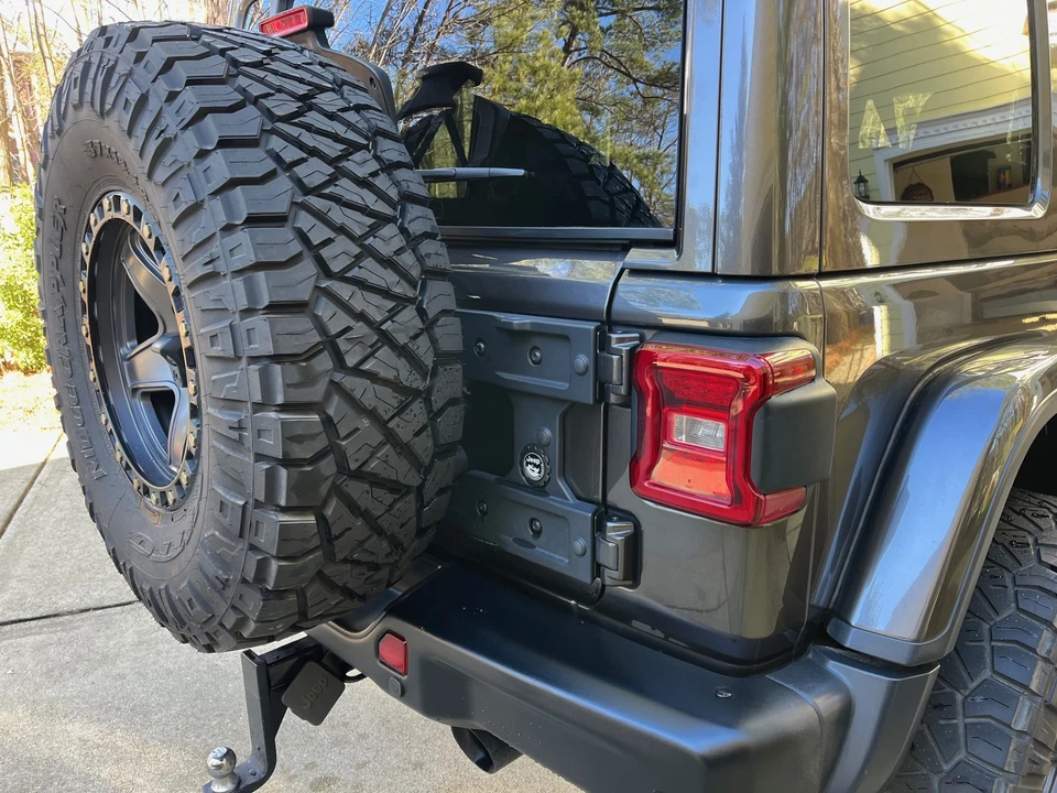 2018 Jeep JL Wrangler - Image 30 of 31