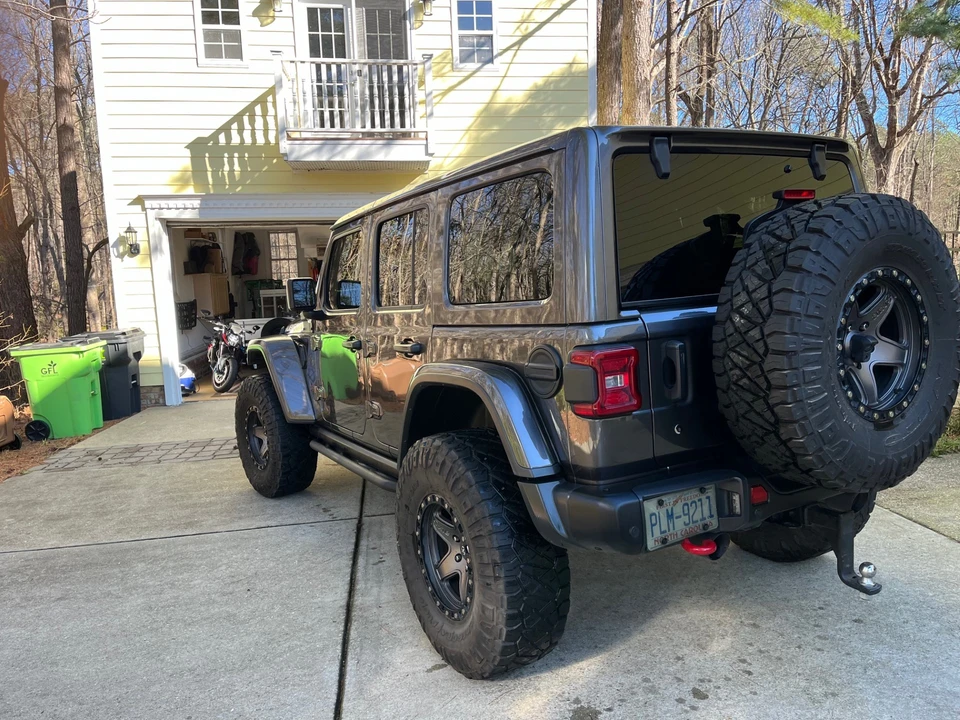 2018 Jeep JL Wrangler - Image 11 of 31