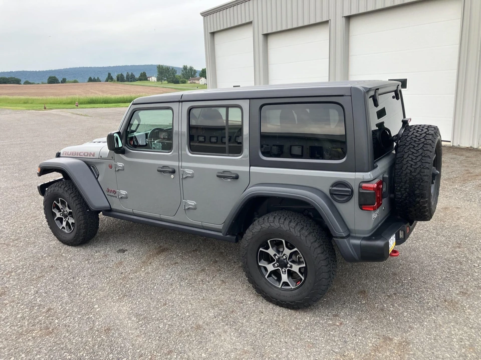 2018 Jeep JL Wrangler - Image 11 of 31