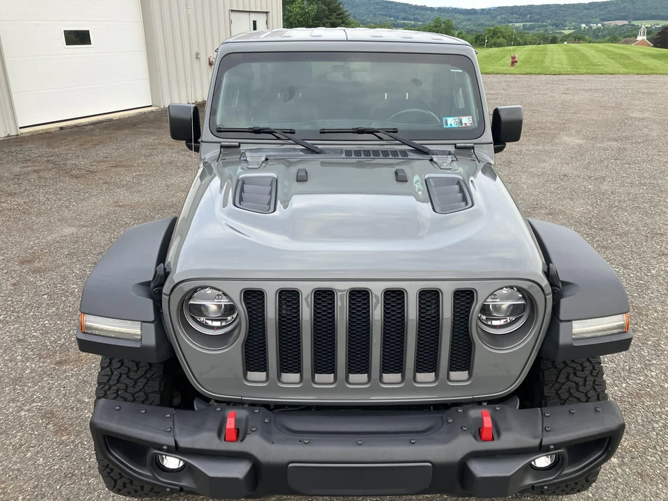 2018 Jeep JL Wrangler - Image 19 of 31
