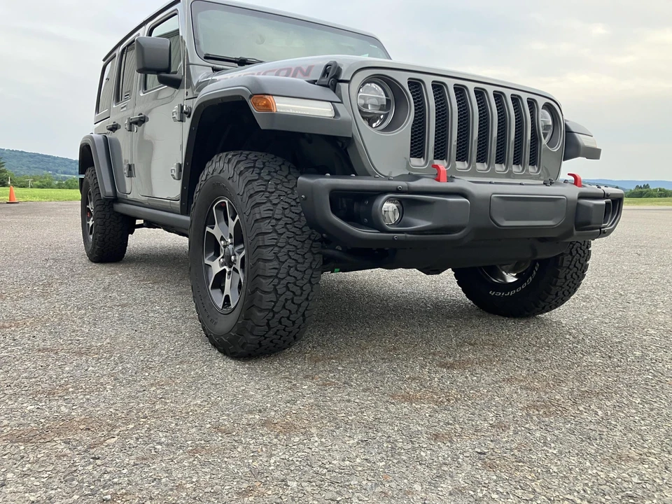 2018 Jeep JL Wrangler - Image 17 of 31