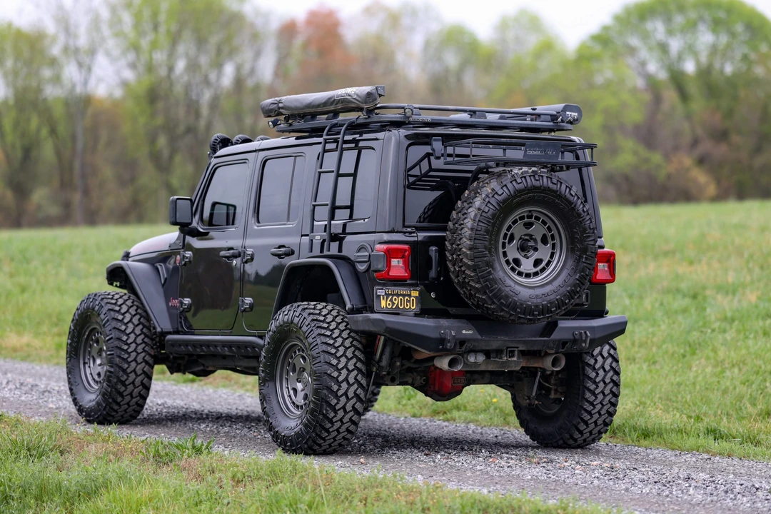 2018 Jeep JL Wrangler - Image 20 of 31