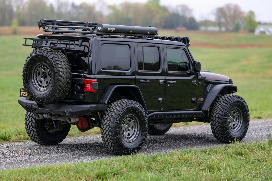 2018 Jeep JL Wrangler - Image 30 of 31