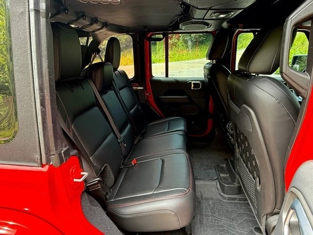 2018 Jeep - Image 20 of 31