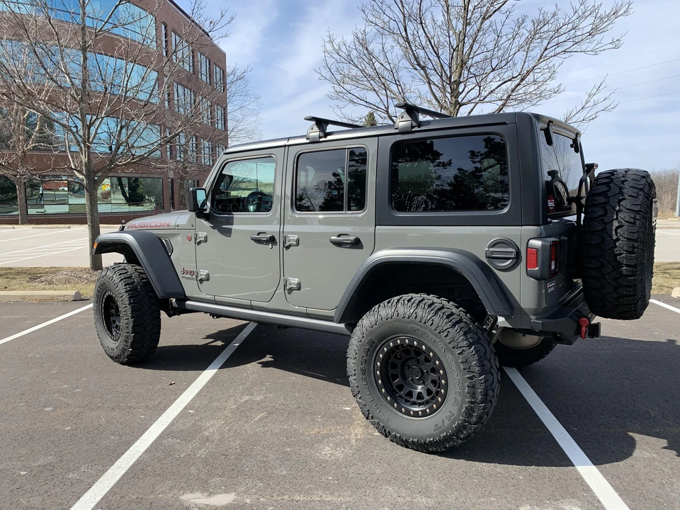 2018 Jeep JL Wrangler - Image 14 of 31
