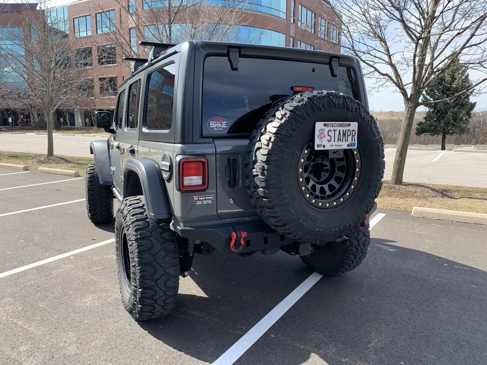 2018 Jeep JL Wrangler - Image 15 of 31