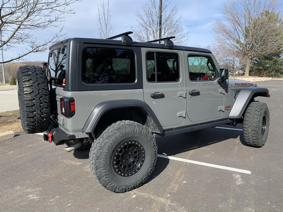 2018 Jeep JL Wrangler - Image 19 of 31