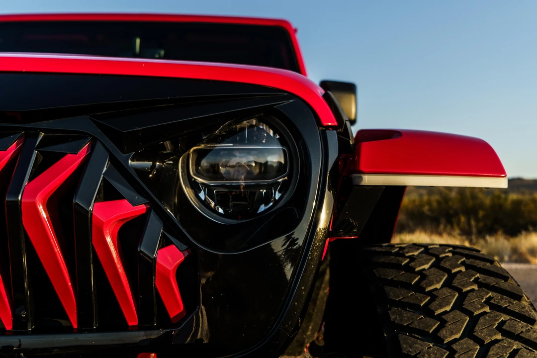 2018 Jeep JL Wrangler - Image 23 of 31