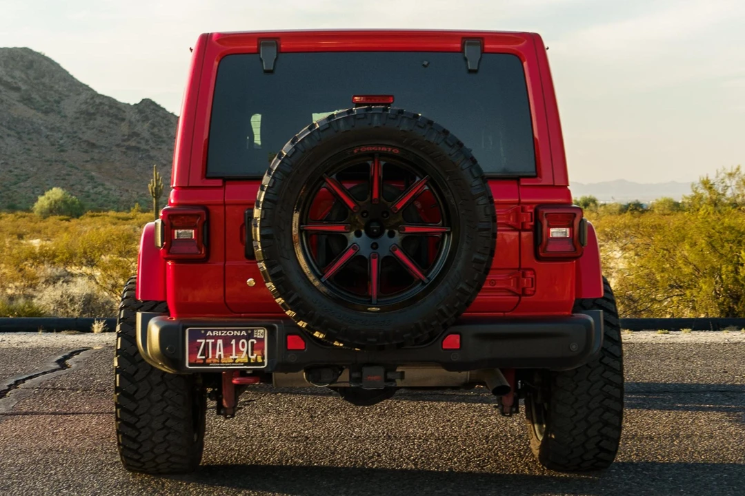 2018 Jeep JL Wrangler - Image 5 of 31