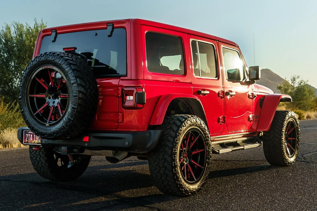 2018 Jeep JL Wrangler - Image 4 of 31