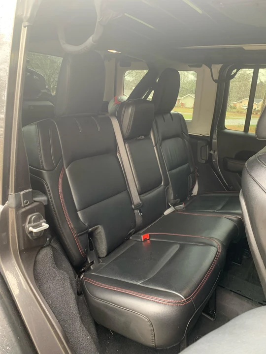 2018 Jeep JL Wrangler - Image 29 of 31