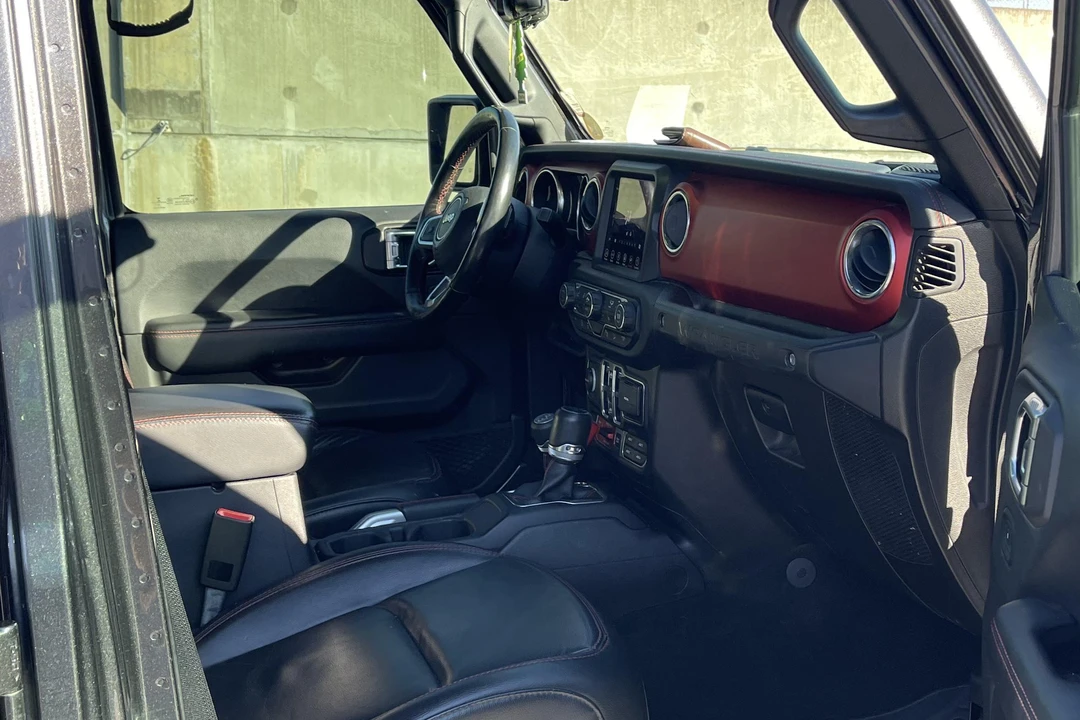 2018 Jeep JL Wrangler - Image 21 of 31