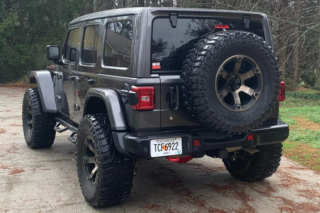 2018 Jeep JL Wrangler - Image 11 of 31