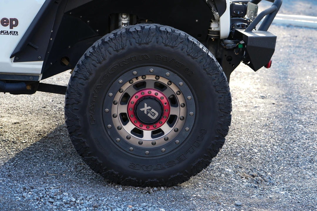2018 Jeep JL Wrangler - Image 23 of 31