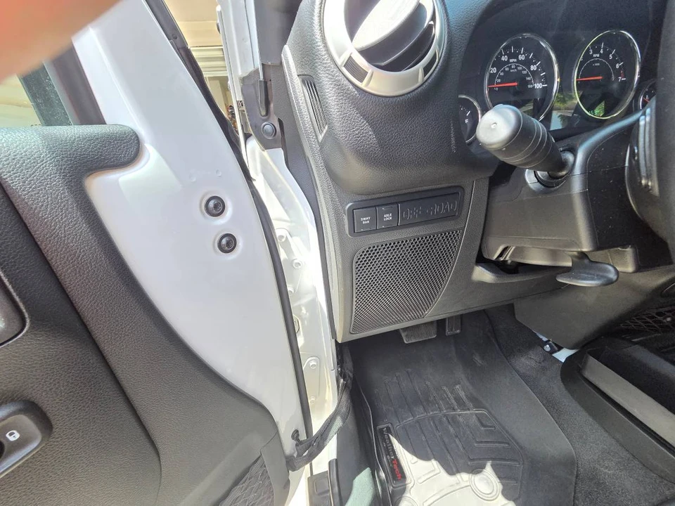 2018 Jeep JK Wrangler - Image 6 of 12