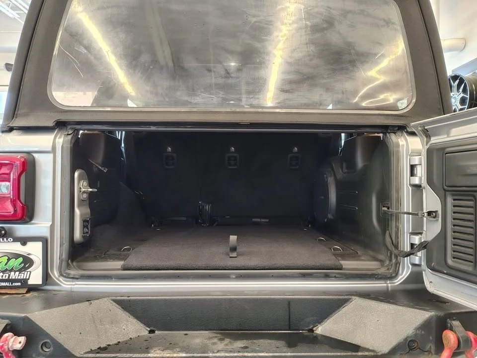 2018 Jeep JK Wrangler - Image 19 of 20