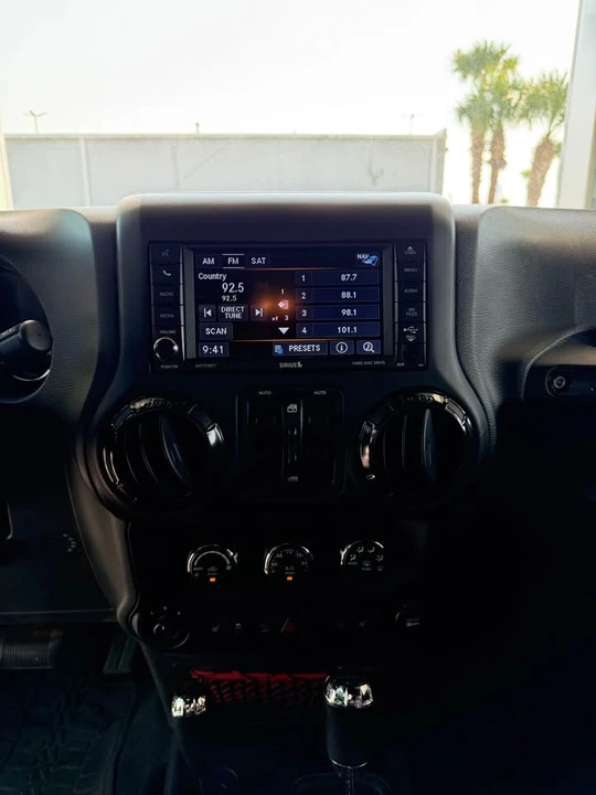 2018 Jeep JK Wrangler - Image 6 of 13