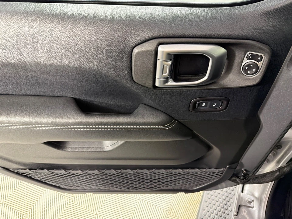 2018 Jeep JK Wrangler - Image 11 of 12