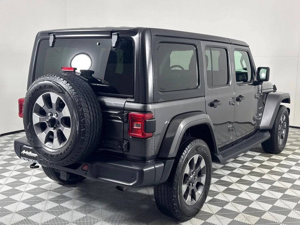 2018 Jeep JL Wrangler - Image 5 of 12