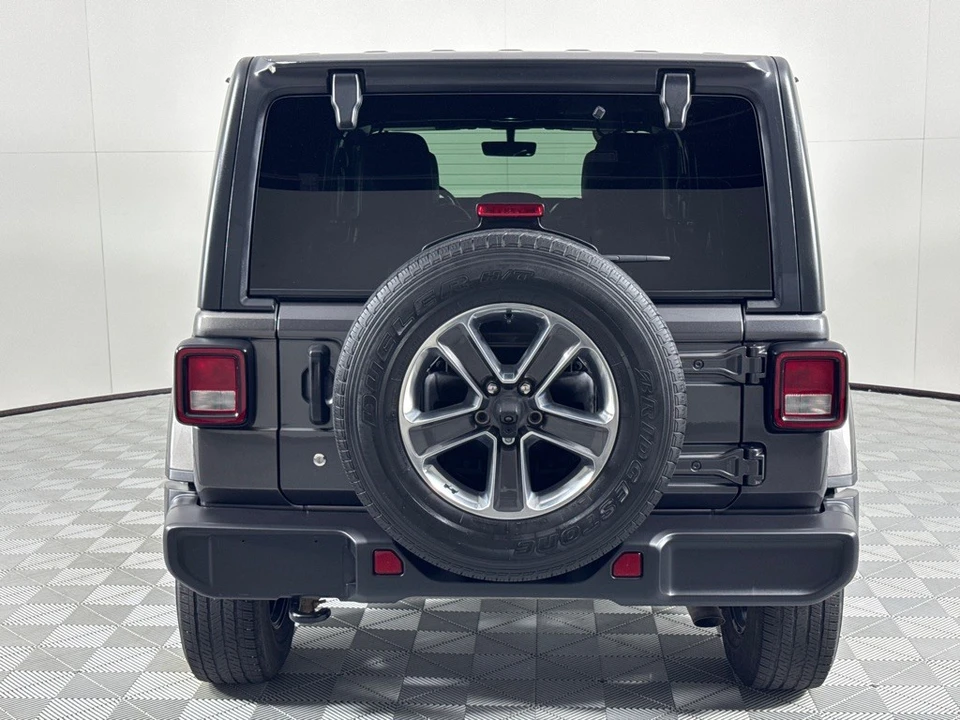 2018 Jeep JL Wrangler - Image 6 of 12