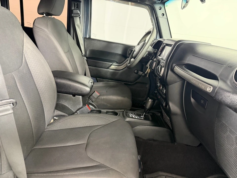 2018 Jeep JK Wrangler - Image 19 of 20