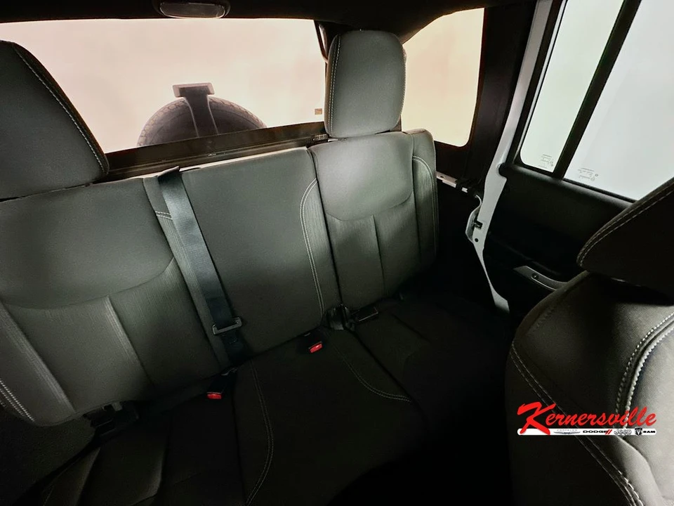 2018 Jeep JK Wrangler - Image 14 of 24