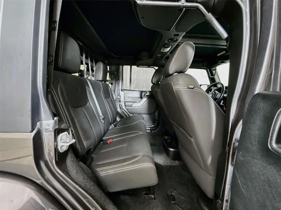2018 Jeep JK Wrangler - Image 17 of 31