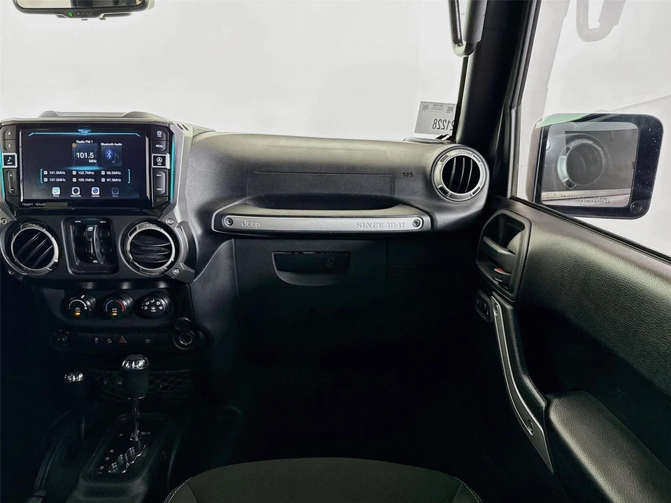2018 Jeep JK Wrangler - Image 19 of 31